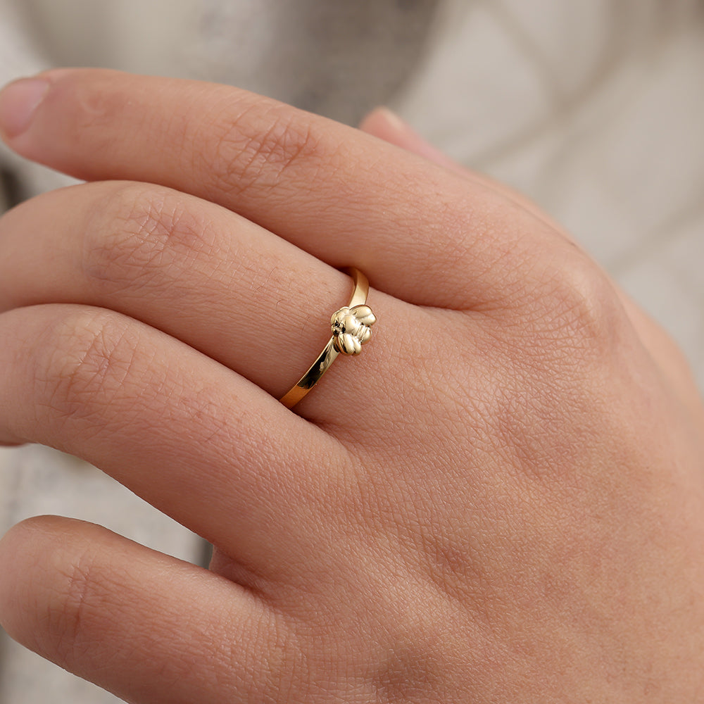 Ring Bee