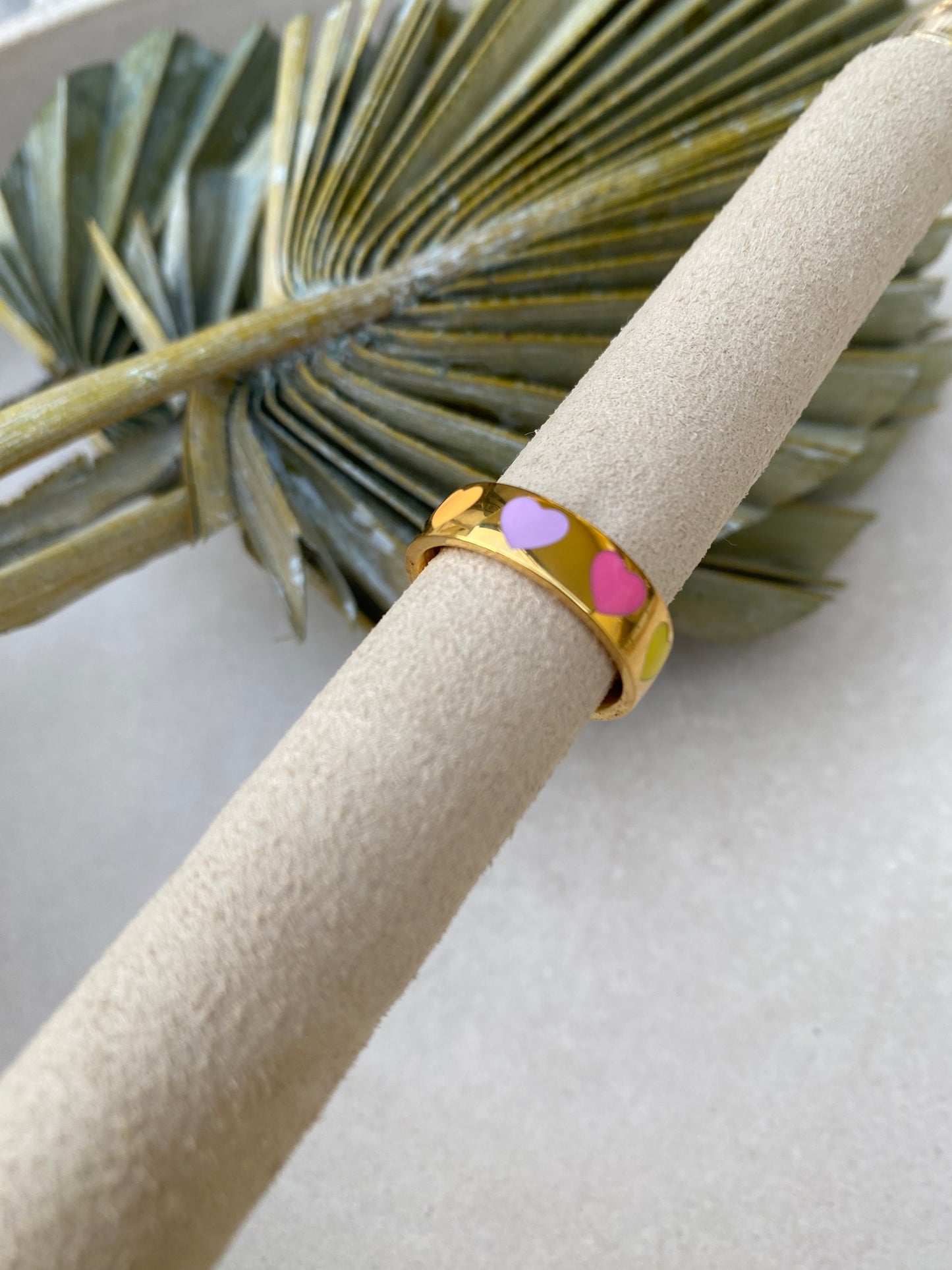 Ring Sara