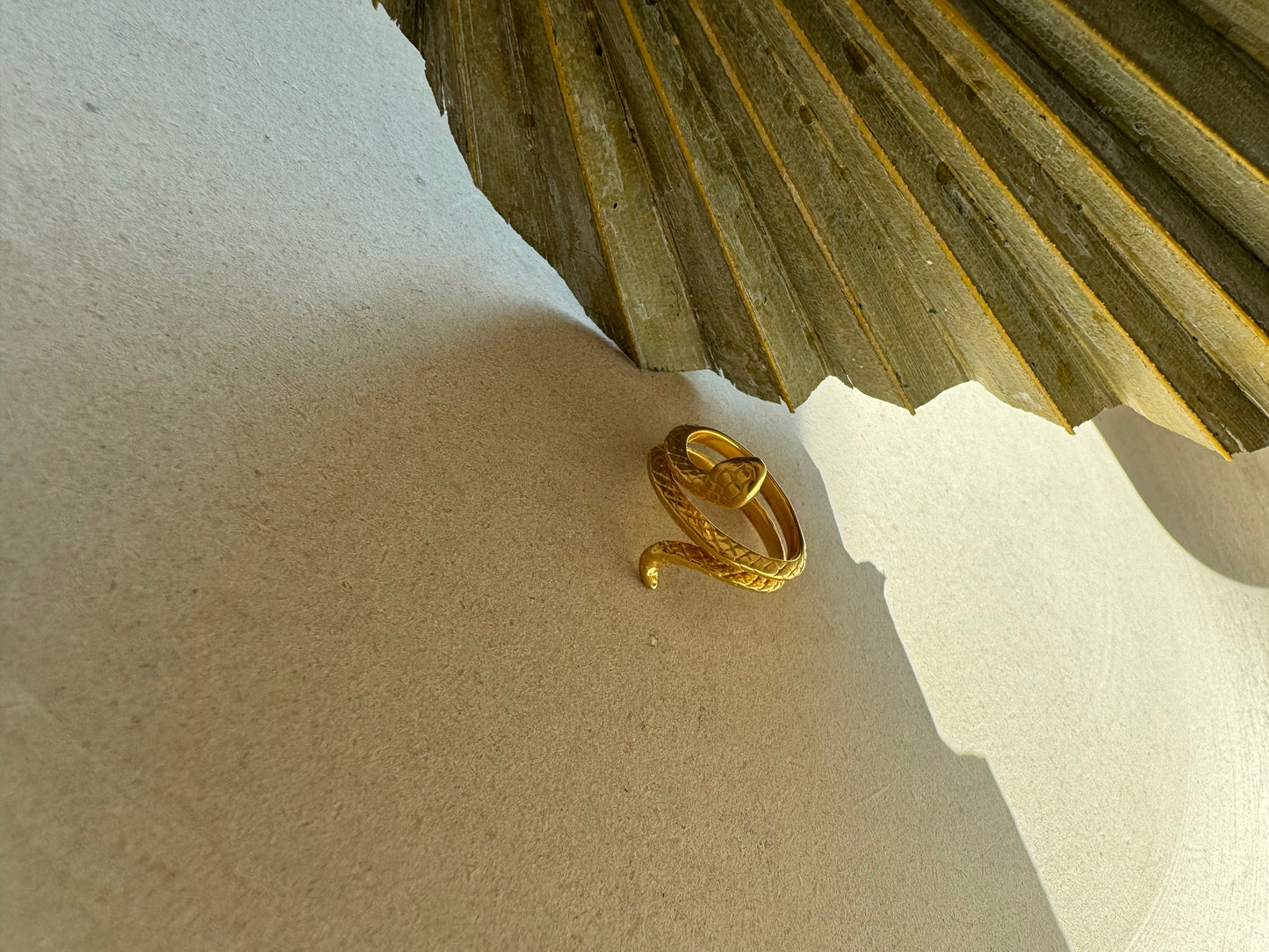 Ring Cora