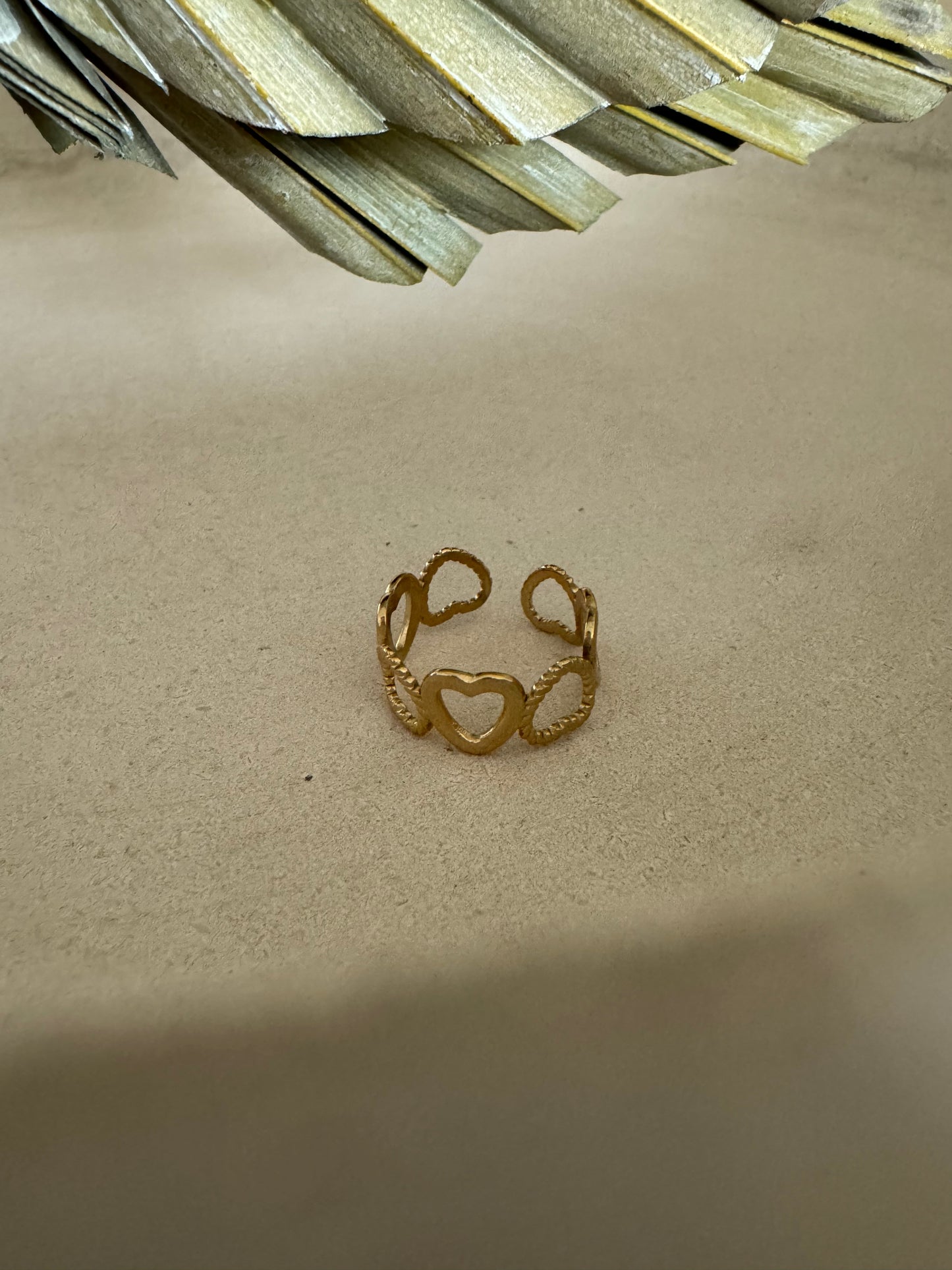 Ring Livia