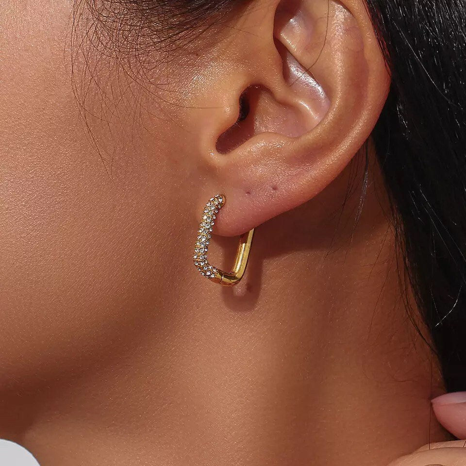 SOPHIE | Ohrringe | Viereck | Zirkonia | Glitzer | Edelstahl | 14 Karat Vergoldung | Wasserfest