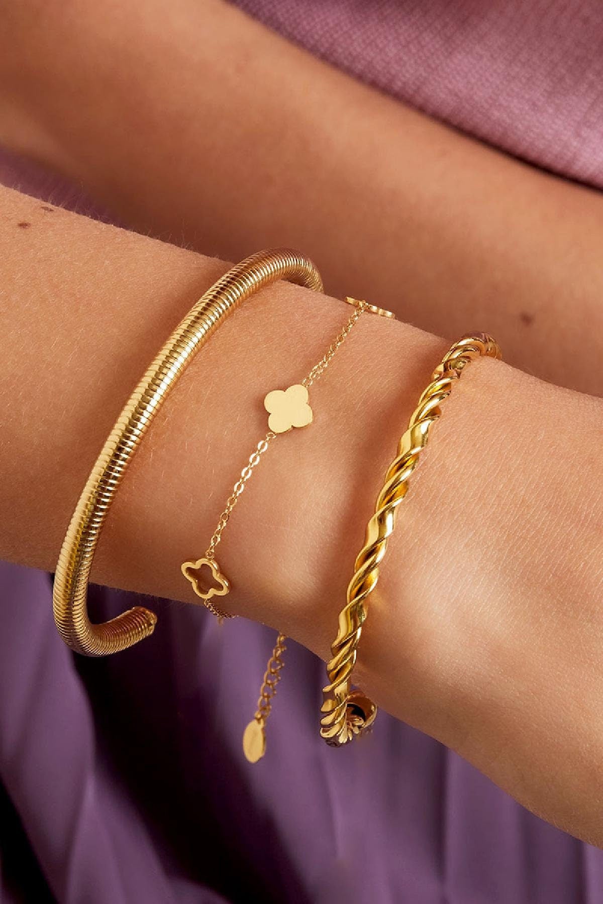 VANESSA | Armband | Kleeblatt | Blume | Minimalistisch Fein | Edelstahl | 14 Karat Vergoldung | Wasserfest