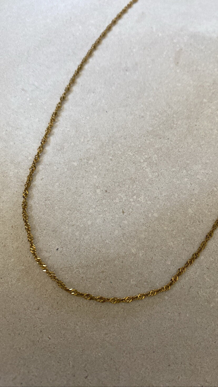 SPIRAL | Halskette | Twist gedreht | Necklace | Schlicht Minimalistisch | Edelstahl | 14 Karat Vergoldung | Wasserfest