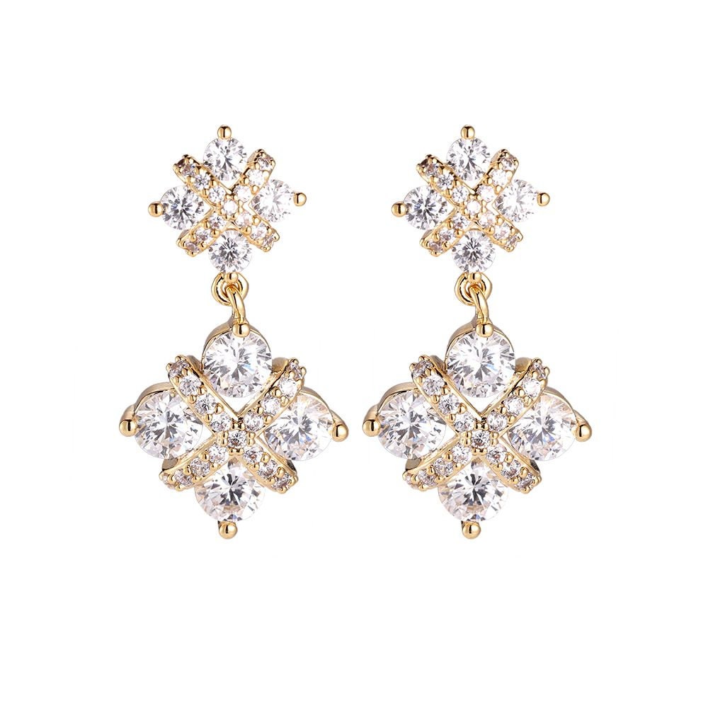 DIAMOND | Ohrringe | Zirkonia Stars | Glitzersteine | Statement | Hingucker | Edelstahl | 14 Karat Vergoldung | Wasserfest