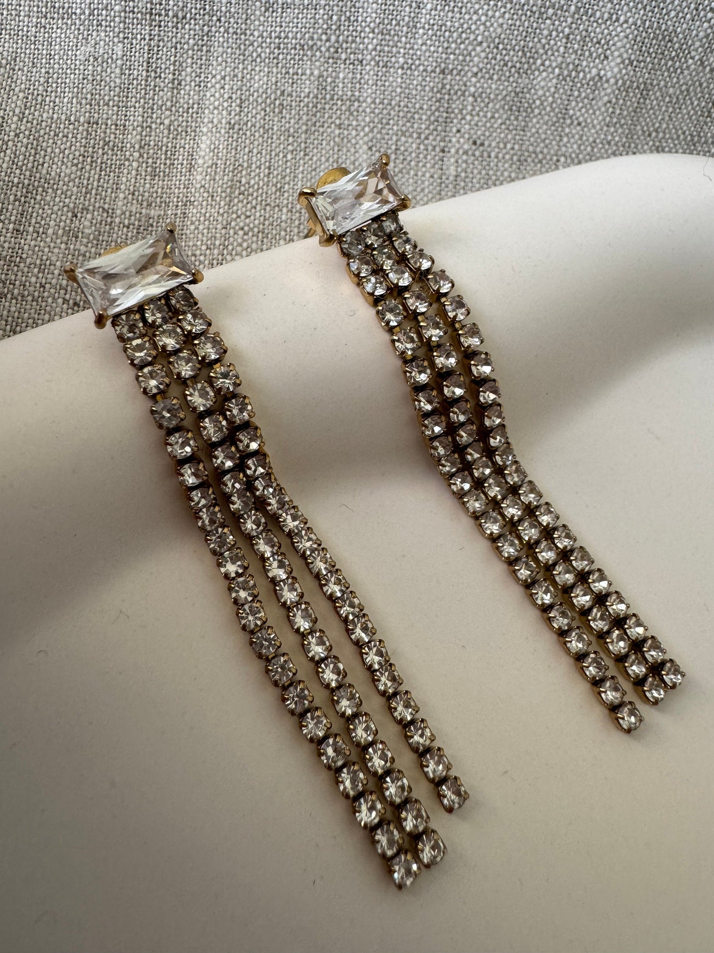 MARESA | Ohrringe | Zirkonia Stars | Glitzersteine | Statement | Hingucker | Edelstahl | 14 Karat Vergoldung | Wasserfest