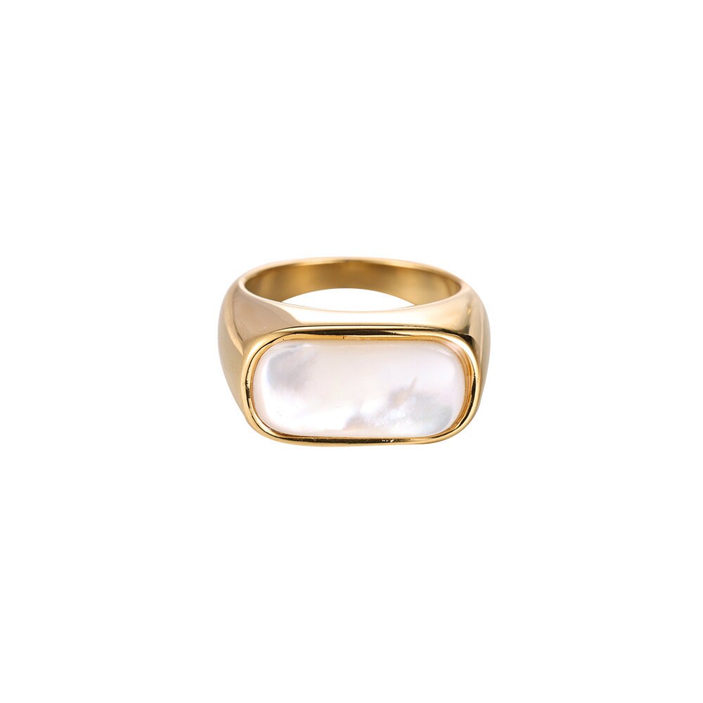 Ring Liz