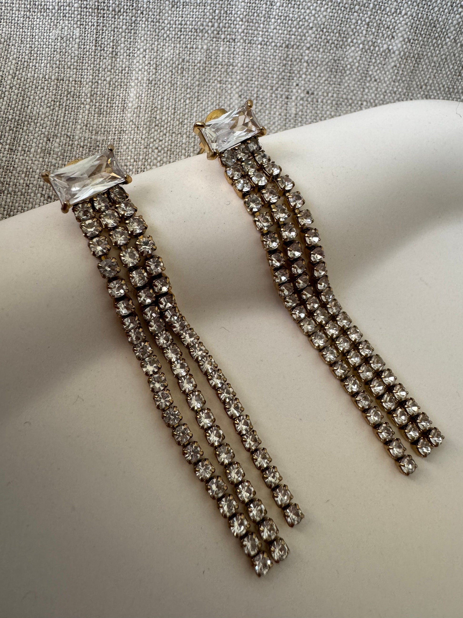 MARESA | Ohrringe | Zirkonia Stars | Glitzersteine | Statement | Hingucker | Edelstahl | 14 Karat Vergoldung | Wasserfest